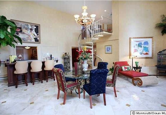 3rd image of 300 Ocean Ave N APT 6C