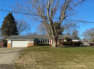 3395 Rolling Ridge Rd NE, Canton, OH 44721