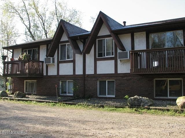 1st image of 3853 W D Ave