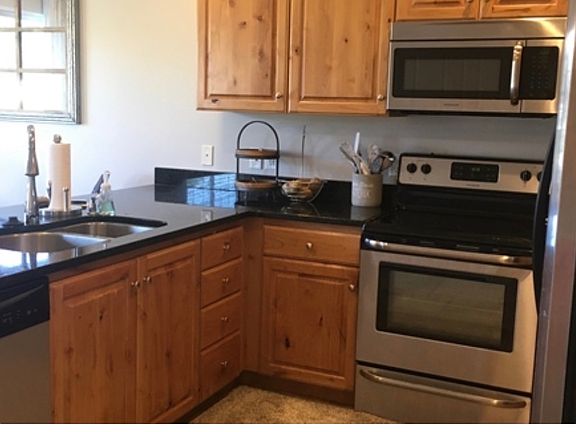 4th image of 84 S 930th St E