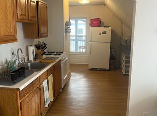 120 Colchester Ave APT 4, Burlington, VT 05401