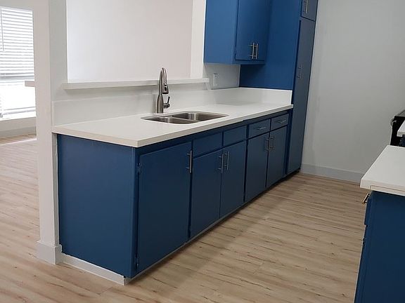 2nd image of 2455 Pasadena Ave APT 3