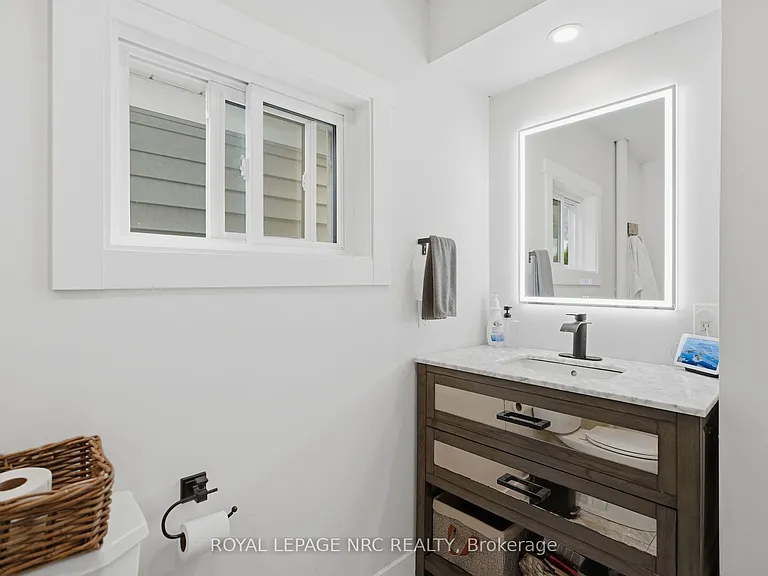 17 Considine Ave — Photo 12