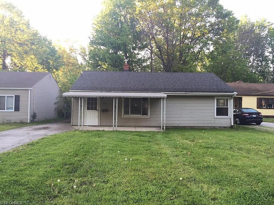 1st image of 34206 Lake Shore Blvd