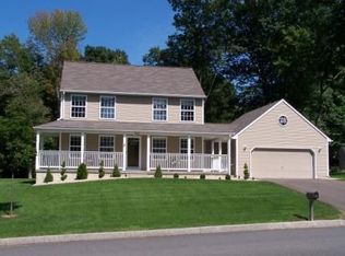 265 Meadowbrook Dr, Manchester, CT 06042