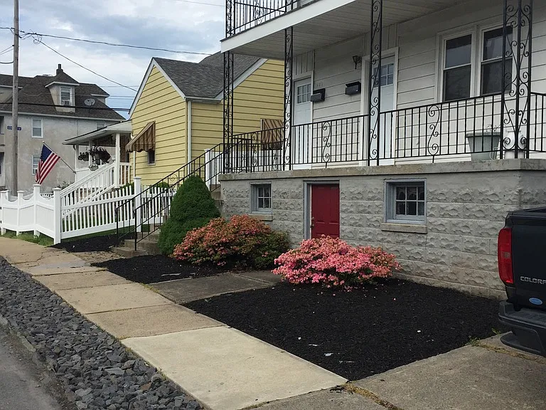321 Smith St #1 — Photo 2