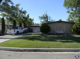 2011 W Lumber St, Lancaster, CA 93536