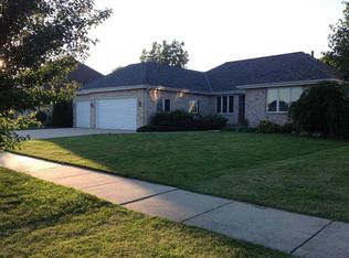 1443 Edgewater Rd, Crown Point, IN 46307