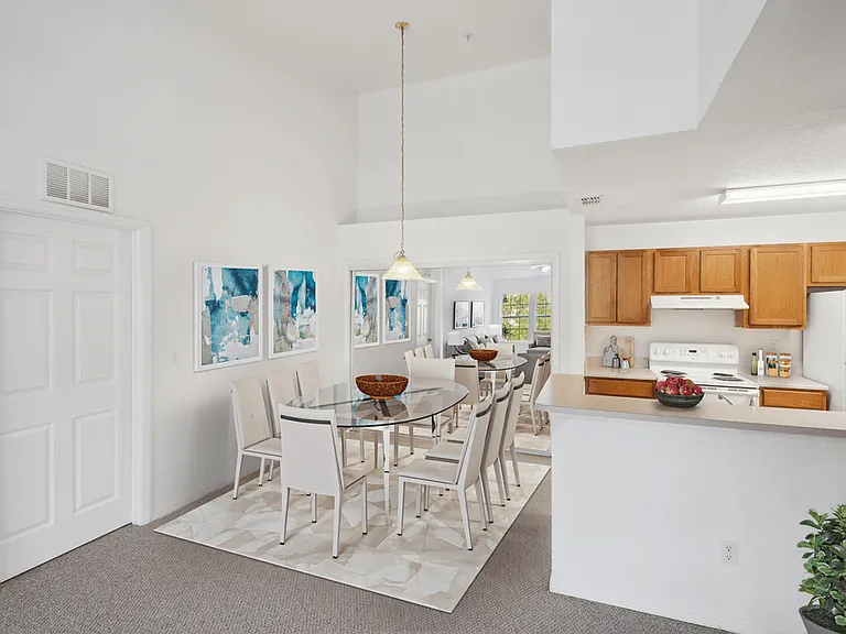 Brookwood Forest Apartments — Photo 22
