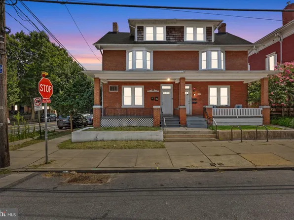 402 W James St, Lancaster, PA 17603