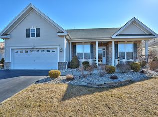 10 Williamsburg Ct, Allentown, NJ 08501