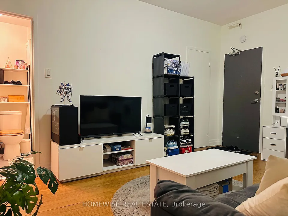 1 Triller Ave #209