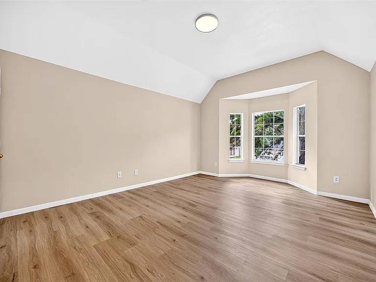 1007 Brannon Park Ln — Photo 32
