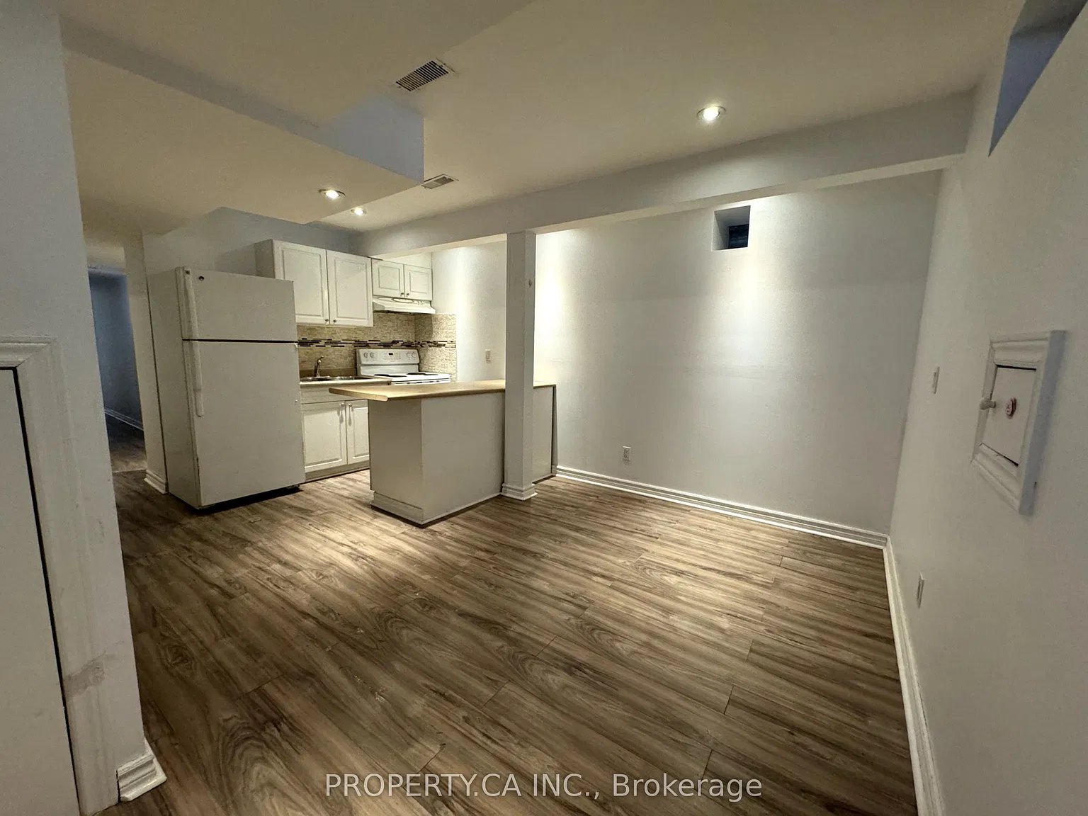 2 bed, $1,675 — Photo 2