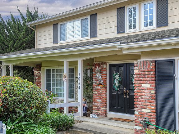 5th image of 1084 Foxenwood Dr