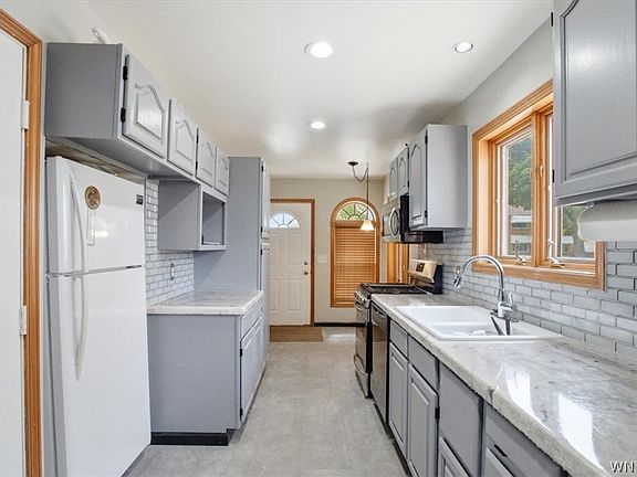 2nd image of 72 Delaney Ave