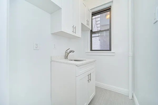 Rented by Living New York | media 8