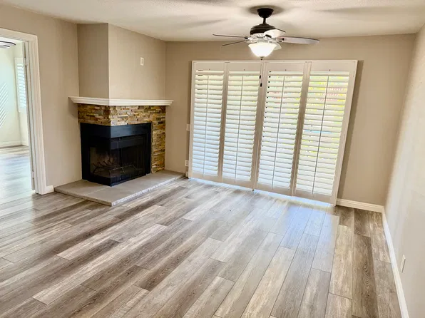 242 E Fern Ave APT 205, Redlands, CA 92373