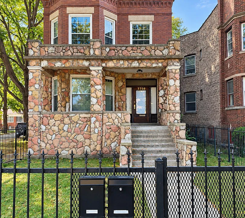 7758 S Saginaw Ave #2