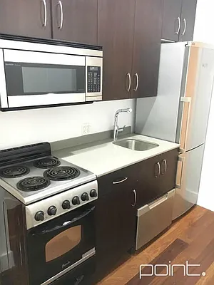 Rented by Point NYC | media 23