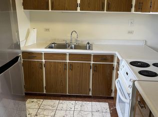 5122 Likini St #1-103, Honolulu, HI 96818