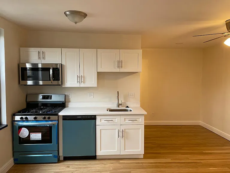 259 Shady Avenue — Photo 18