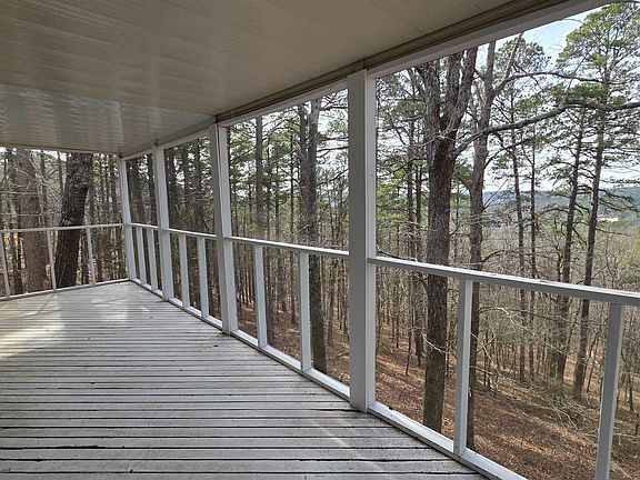 2nd image of 112 Ridgeview Dr