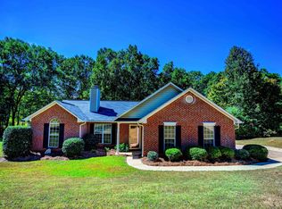 13 River Point Dr, Lagrange, GA 30240