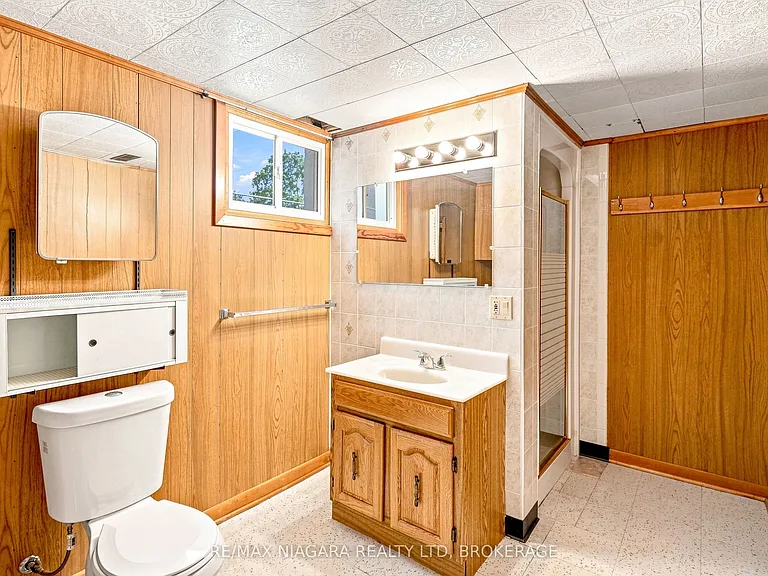 6521 Caledonia St — Photo 20