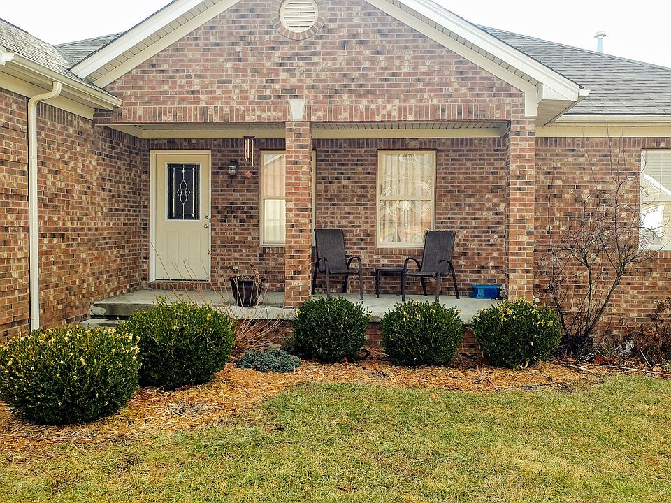 1st image of 407 Pine Drive Cir