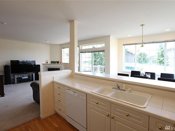 5th image of 18622 NE 57th Way #18622