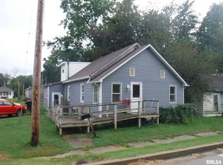 231 E 17th St, Centralia, IL 62801