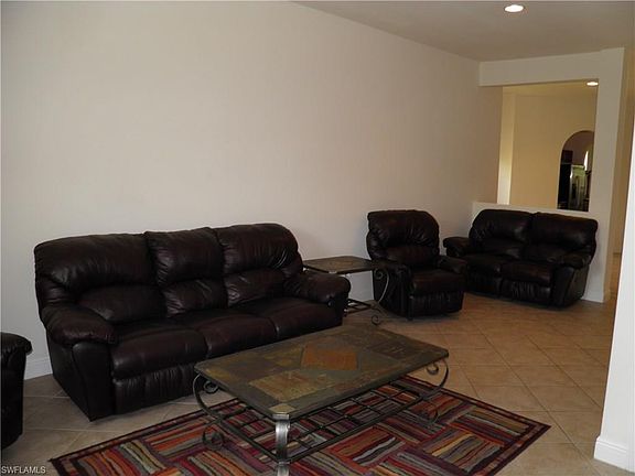 5th image of 27004 Adriana Cir APT 201