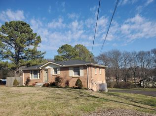 303 Utley Dr, Goodlettsville, TN 37072