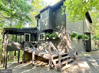 904 Walden Rd, Hedgesville, WV 25427