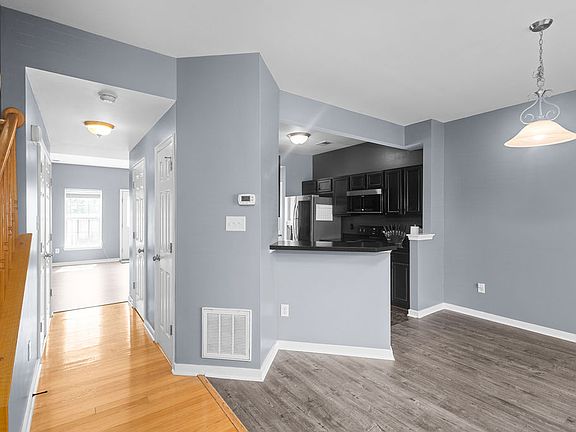 4th image of 5514 Belle Pond Dr