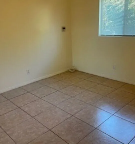 2311 Malcolm Ave — Photo 17