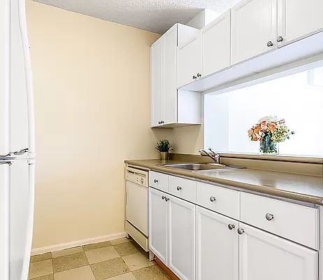 2nd image of 4-74 48th Ave #2E
