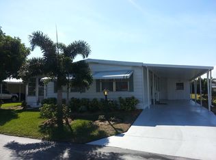 166 NE Pinelake Village Blvd, Jensen Beach, FL 34957