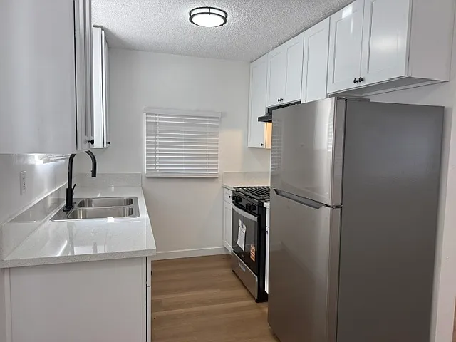 199 E South St #7 — Photo 1