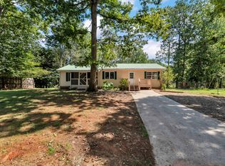 274 Sanders St, Clarkesville, GA 30523