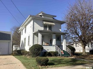 520 Irwin St, Galesburg, IL 61401