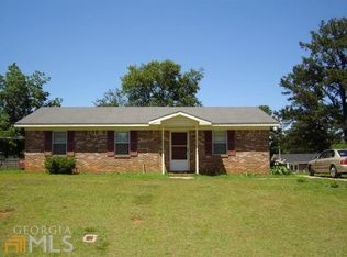 6714 19th St SW, Lanett, AL 36863