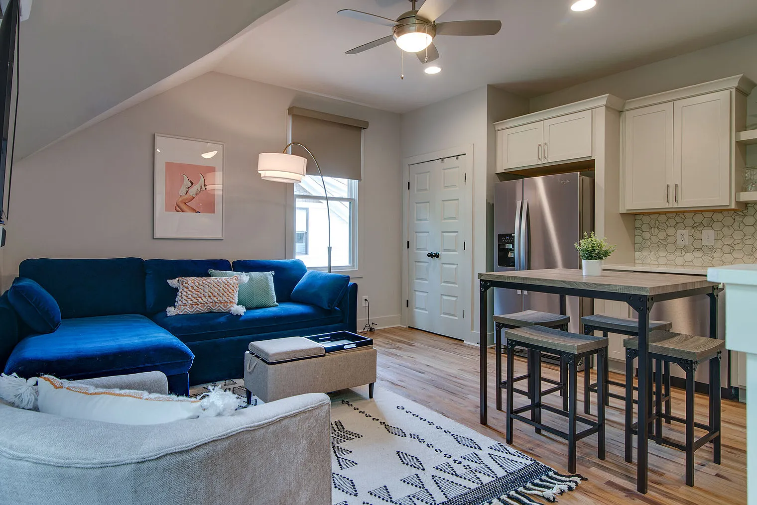 1 bed, 1.0 bath, 742 sqft, $2,430 — Photo 1
