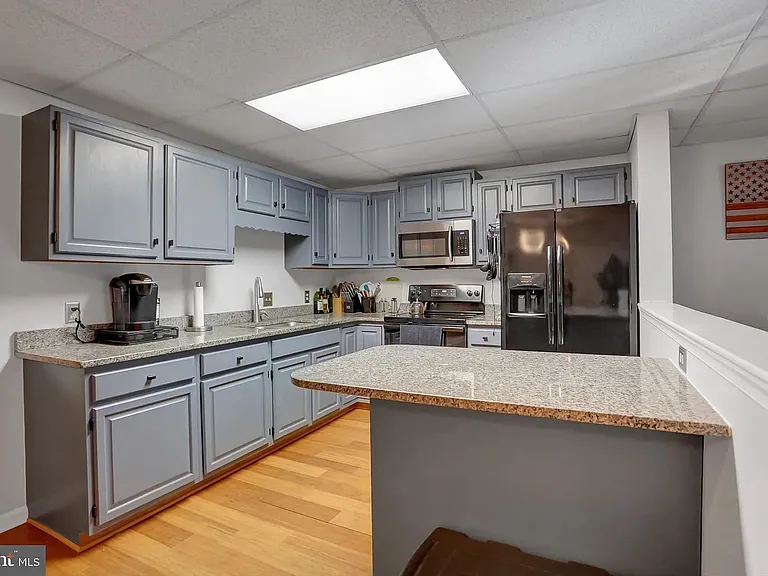 107 Hamilton Ave #107 — Photo 8
