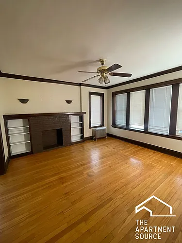 4608 N Kildare Ave #1E Photo 1 4608 N Kildare Ave #1E Photo 1