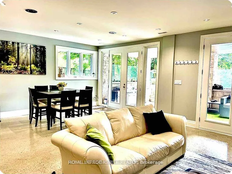 63 Sylvan Ave #BASEMENT — Photo 8