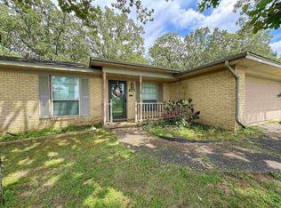 6500 Blackstone Dr, N Little Rock, AR 72118
