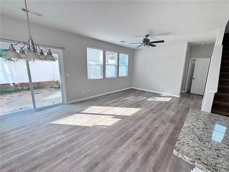 3660 Roseman Lndg — Photo 8
