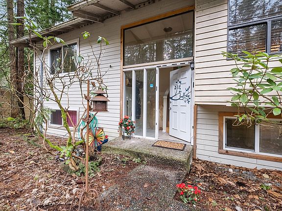 3rd image of 42633 SE 169th St